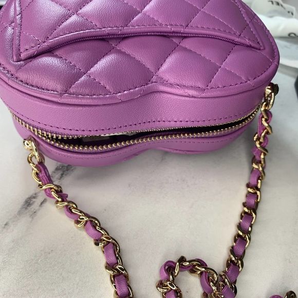 Chanel Purple Heart Bag CC in Love Small/Mini Leather Crossbody NEW Valentine's - Picture 10 of 16